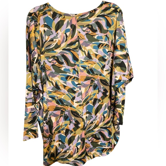 Multicolor Abstract Blouse - Picture 2 of 6